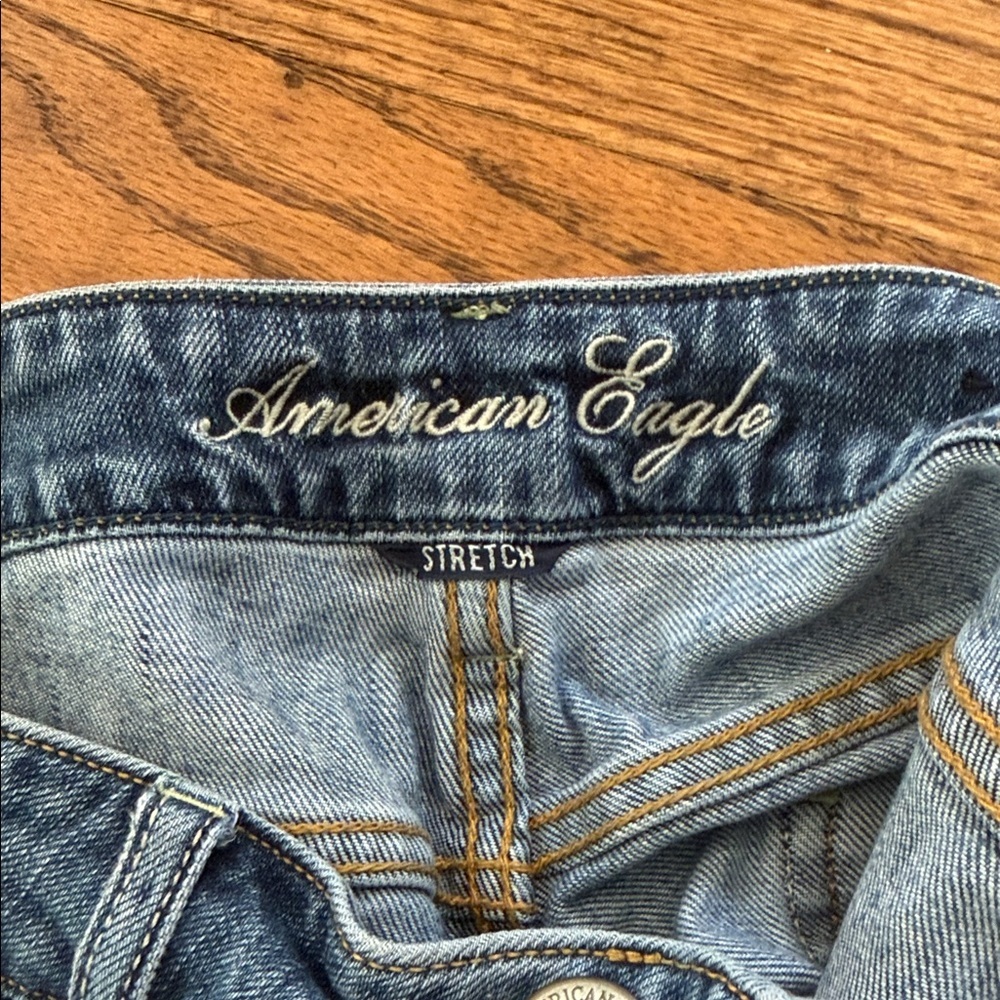 American Eagle Outfitters Frayed Hem Denim Shorts - Blue - Picture 5 of 6